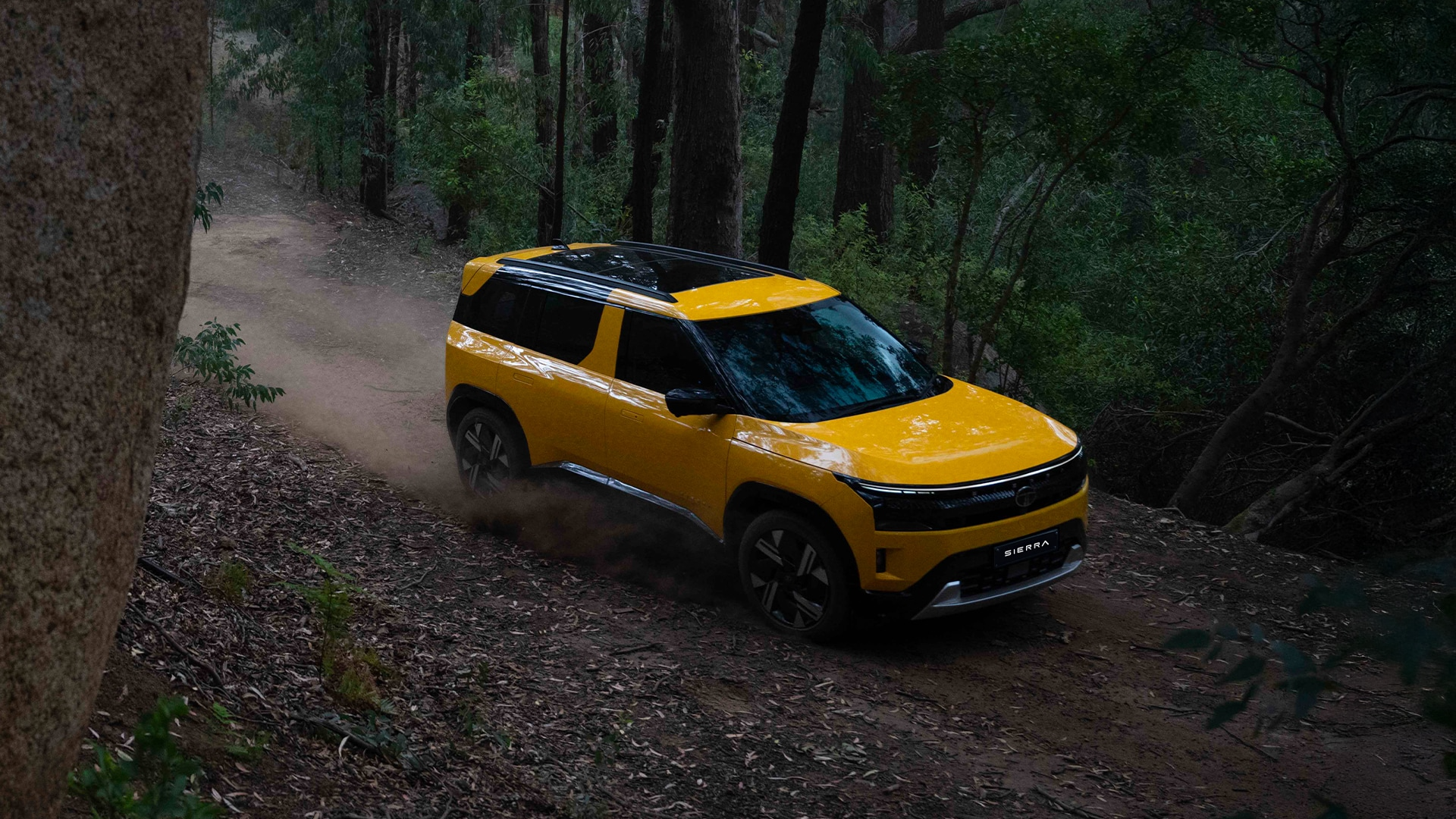 Tata Sierra SUV : Reason Behind 70,000 Bookings in 24 Hours